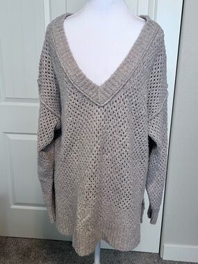 aerie Open-Knit V-Neck Oversized Sweater in Cream Beige tones Sz Medium